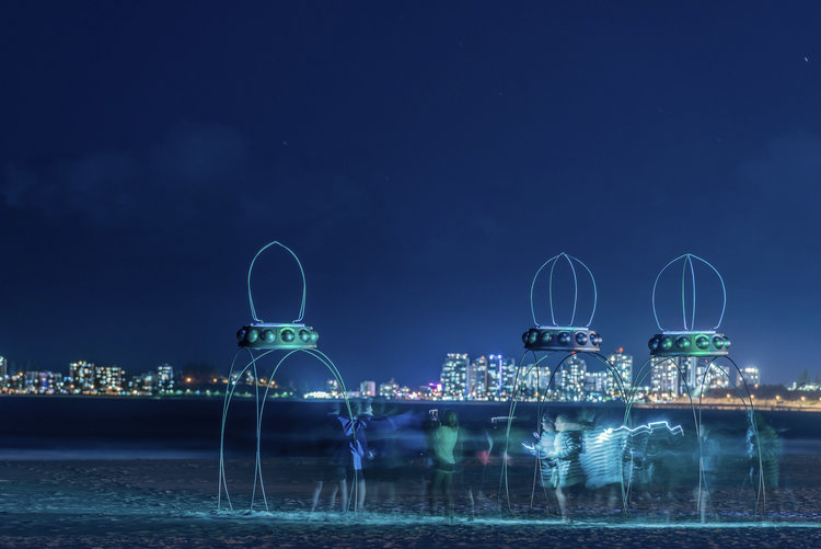 11+War+of+the+Worlds+-+Jo+Elliott+-+Photo+Rowly+Emmett+-0186