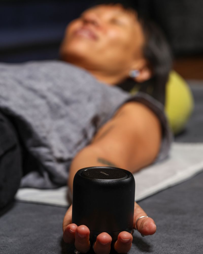 Swimming Through a Universe of Sound – An immersive listening experience by Corrina Bonshek