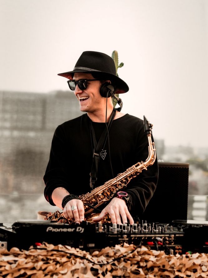 Matty Sax Live At SWELL Closing Night