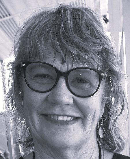 Julie_Milton_portrait