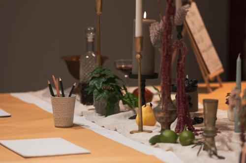 Still Life Drawing Table curated by The Valley Estate & Curated Design Styling | Image by Leximagery